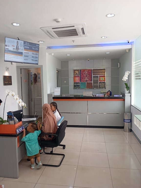 Bank Rakyat Indonesia KCP Pasar Pagi Mangga Dua Layani Kebutuhan Nasabah Melalui Weekend Banking